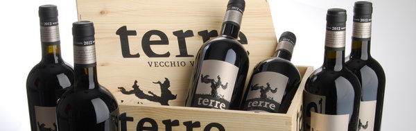 Holzkiste mit 6 Flaschen Terre Vecchio Vigneto
